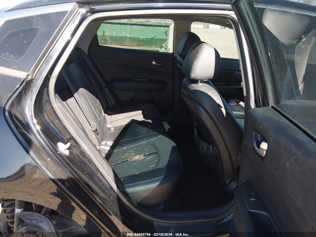 2018 KIA OPTIMA 5XXGT4L33JG242123 Photo 7