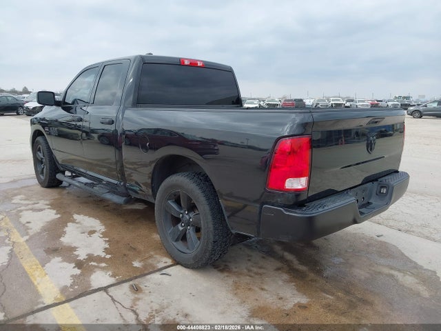44408823 :رقم المزاد ، 1C6RR6FT6JS305260 vin ، 2018 Ram 1500 Express  4x2 6'4 Box مزاد بيع