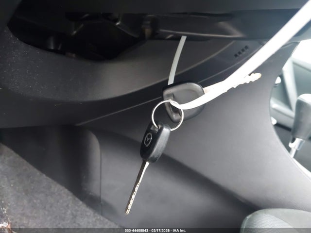 44408843 :رقم المزاد ، JM1BL1UG7B1463747 vin ، 2011 Mazda Mazda3 I Sport مزاد بيع