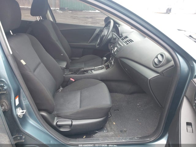 44408843 :رقم المزاد ، JM1BL1UG7B1463747 vin ، 2011 Mazda Mazda3 I Sport مزاد بيع