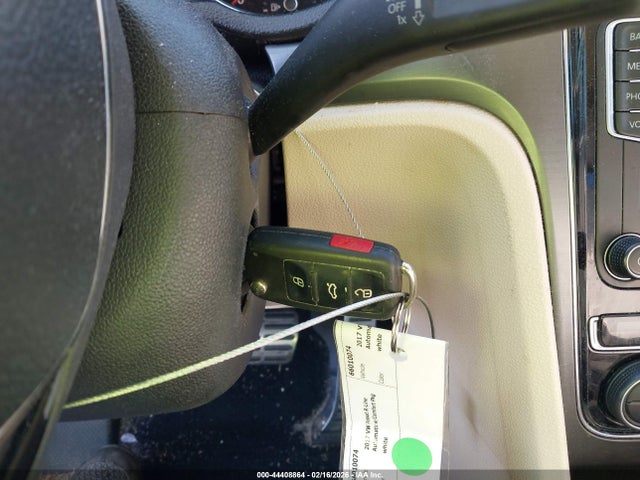 2017 VOLKSWAGEN PASSAT 1VWDT7A31HC000509 Photo 10