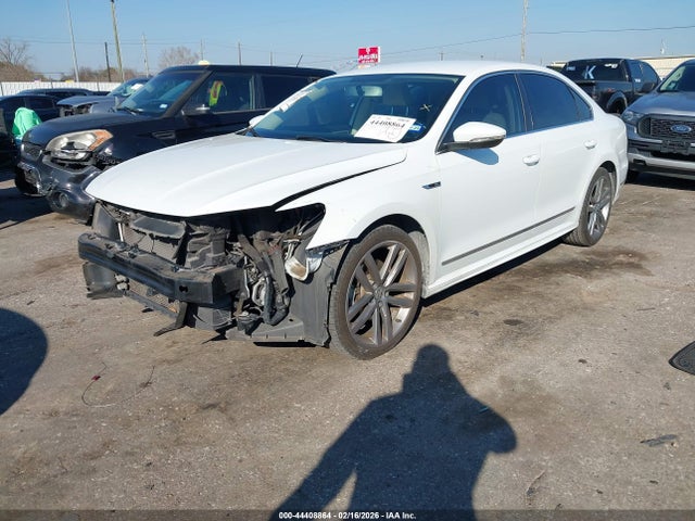 2017 VOLKSWAGEN PASSAT 1VWDT7A31HC000509 Photo 1