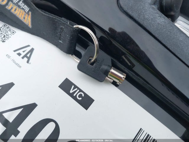 2021 HARLEY-DAVIDSON FLTRK 1HD1KZF10MB612307 Photo 10