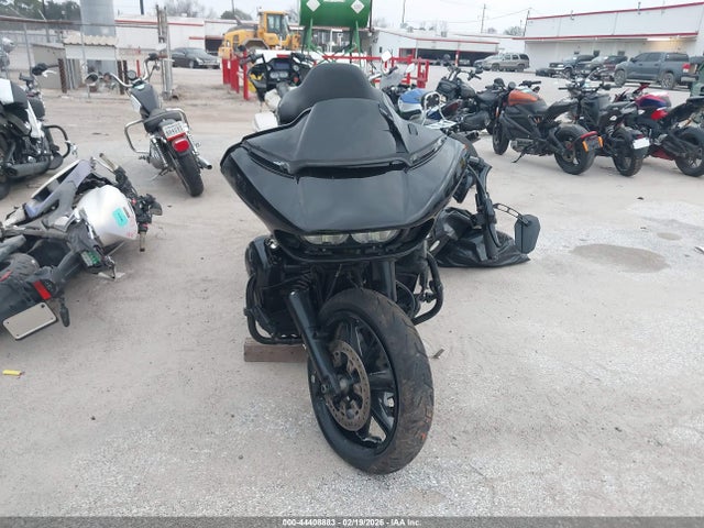 2021 HARLEY-DAVIDSON FLTRK 1HD1KZF10MB612307 Photo 4