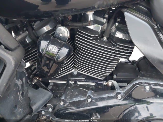 2021 HARLEY-DAVIDSON FLTRK 1HD1KZF10MB612307 Photo 8