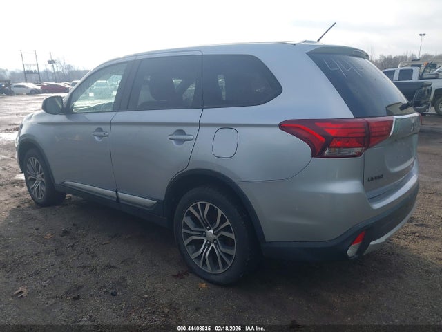 2016 MITSUBISHI OUTLANDER JA4AZ3A38GZ037513 Photo 2