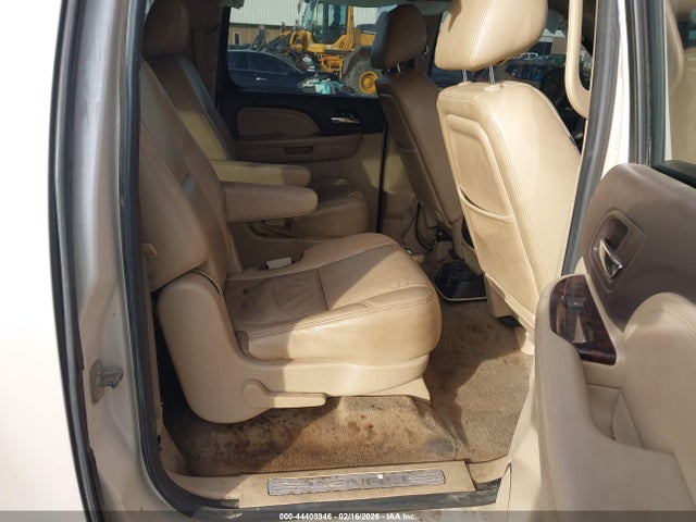Продаж на аукціоні авто 2013 Gmc Yukon Xl 1500 Denali, vin: 1GKS2MEF8DR104684, номер лоту: 44408946