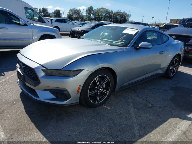 Ford Mustang Ecoboost Premium Fastback 2025 1FA6P8THXS5120440 Image 2