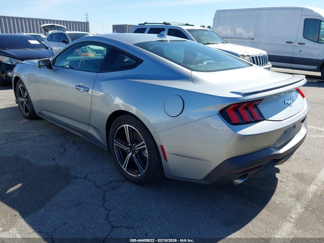 Ford Mustang Ecoboost Premium Fastback 2025 1FA6P8THXS5120440 Image 3
