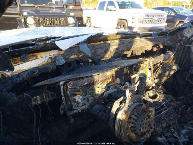 2020 MERCEDES-BENZ E 350 W1KZF8DB0LA838548 Photo 6