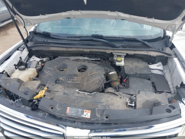 44409046 :رقم المزاد ، 5LMTJ2AH3FUJ48356 vin ، 2015 Lincoln Mkc مزاد بيع