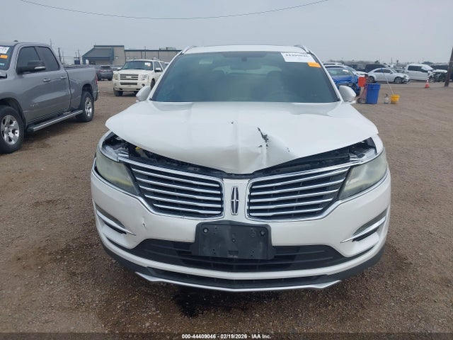 44409046 :رقم المزاد ، 5LMTJ2AH3FUJ48356 vin ، 2015 Lincoln Mkc مزاد بيع