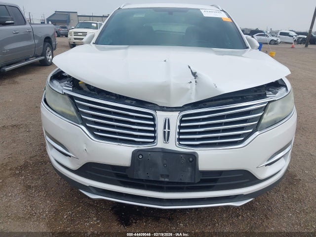 44409046 :رقم المزاد ، 5LMTJ2AH3FUJ48356 vin ، 2015 Lincoln Mkc مزاد بيع