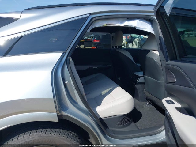 44409054 :رقم المزاد ، 2T2BBMCA7TC117658 vin ، 2026 Lexus Rx 350h F Sport Design مزاد بيع