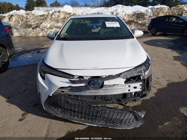 JTDEAMDE9N3002030 Toyota Corolla Hybrid Le