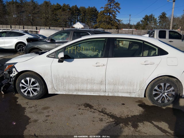 JTDEAMDE9N3002030 Toyota Corolla Hybrid Le