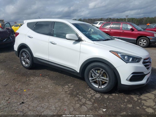 Продаж на аукціоні авто 2018 Hyundai Santa Fe Sport 2.4l, vin: 5NMZT3LB8JH093154, номер лоту: 44409121