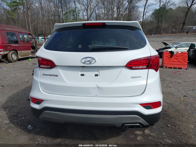 Продаж на аукціоні авто 2018 Hyundai Santa Fe Sport 2.4l, vin: 5NMZT3LB8JH093154, номер лоту: 44409121