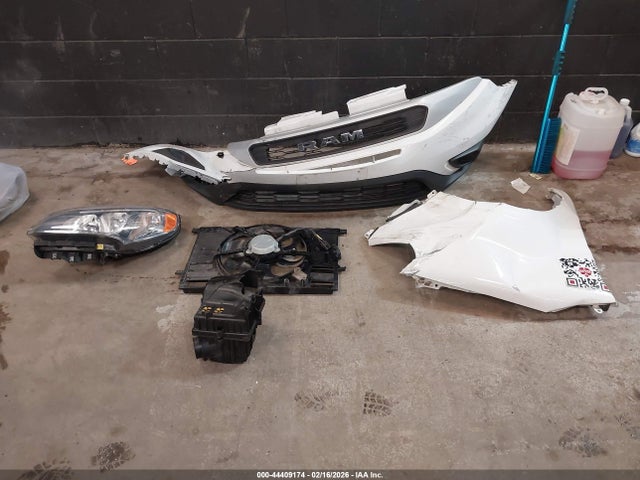 Продаж на аукціоні авто 2022 Ram Promaster City Cargo Van, vin: ZFBHRFAB8N6W40377, номер лоту: 44409174