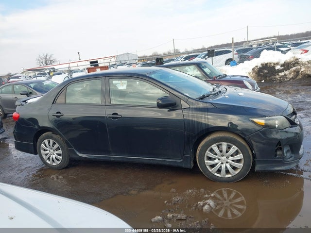 Продаж на аукціоні авто 2013 Toyota Corolla S, vin: 5YFBU4EE2DP111749, номер лоту: 44409185