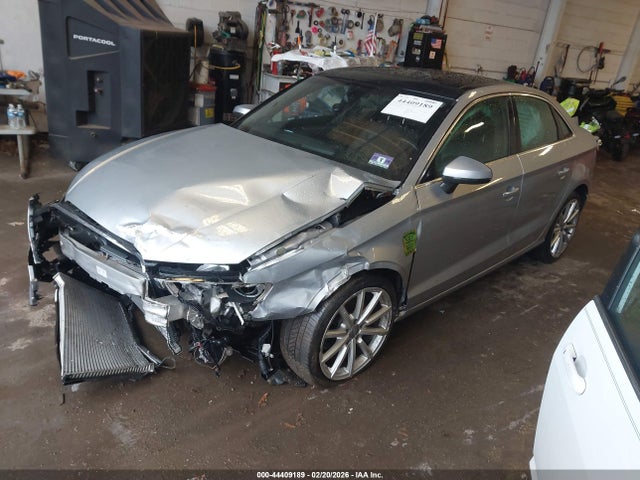 2015 AUDI A3 WAUEFGFF7F1033683 Photo 1