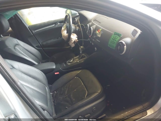 2015 AUDI A3 WAUEFGFF7F1033683 Photo 4