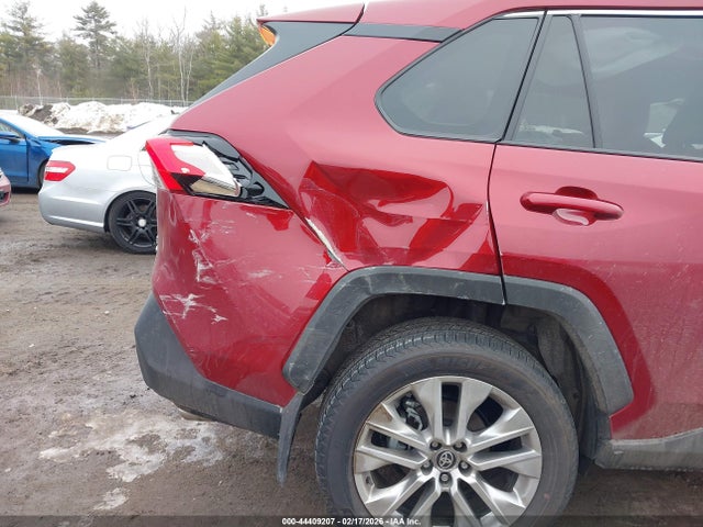 2T3A1RFV8SW613331 Toyota Rav4 Xle Premium