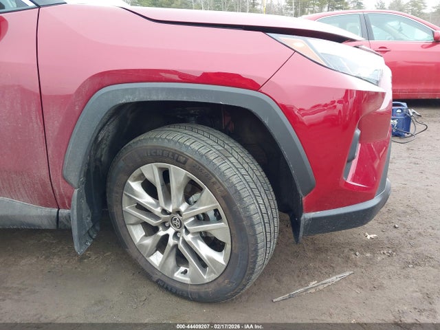 2T3A1RFV8SW613331 Toyota Rav4 Xle Premium