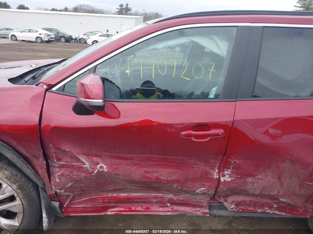 2T3A1RFV8SW613331 Toyota Rav4 Xle Premium