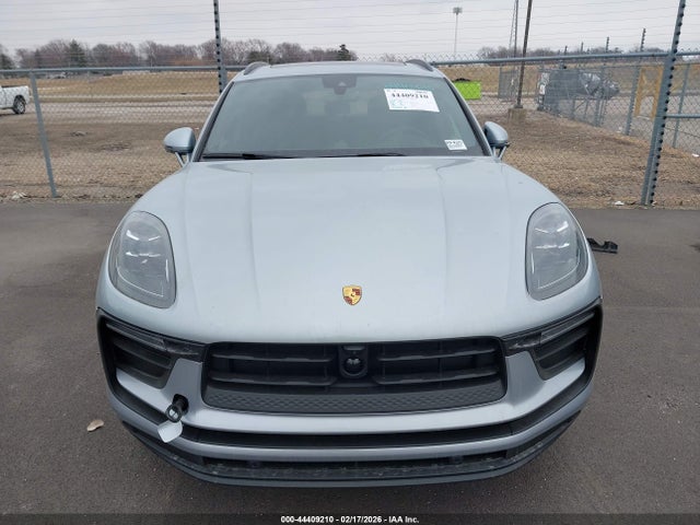 Porsche Macan T 2026 WP1AA2A51TLB05073 Image 12