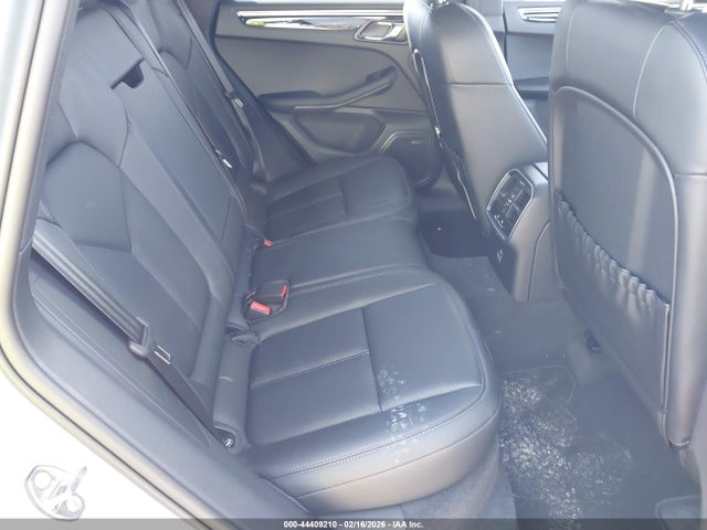 Porsche Macan T 2026 WP1AA2A51TLB05073 Image 8