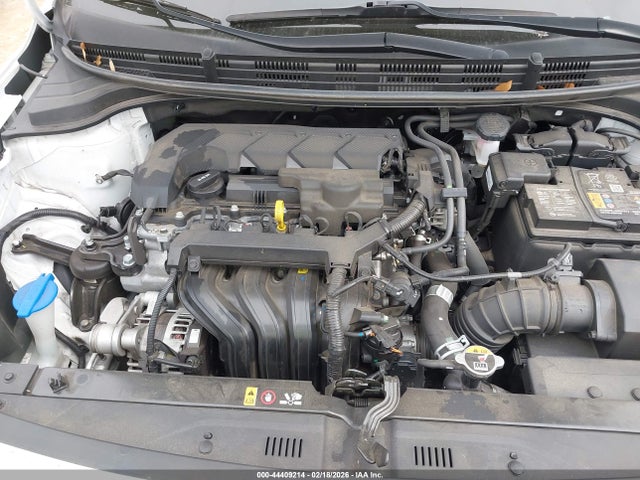 44409214 :رقم المزاد ، 3KPA24AD6NE481653 vin ، 2022 Kia Rio S مزاد بيع