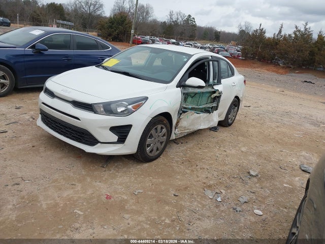 44409214 :رقم المزاد ، 3KPA24AD6NE481653 vin ، 2022 Kia Rio S مزاد بيع