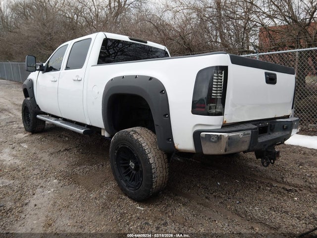 Aukcja sprzedaży 2011 Gmc Sierra 2500hd Slt, vin: 1GT121C83BF113141, numer aukcji: 44409234
