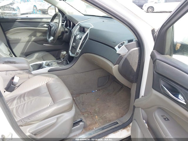 44409235 :رقم المزاد ، 3GYFNGEY9BS569180 vin ، 2011 Cadillac Srx Standard مزاد بيع