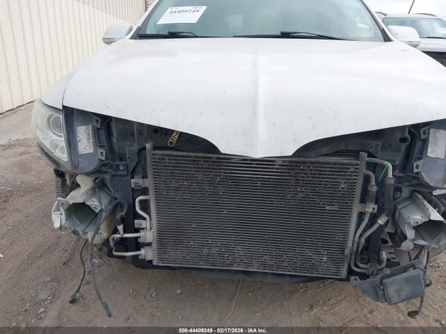 Lincoln Mkt Reserve 2019 2LMHJ5AT2KBL01358 Image 6
