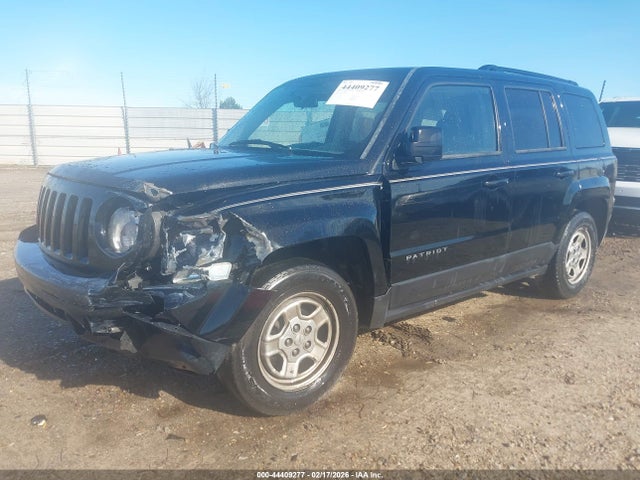 44409277 :رقم المزاد ، 1C4NJPBAXED722822 vin ، 2014 Jeep Patriot Sport مزاد بيع