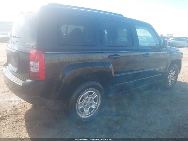 44409277 :رقم المزاد ، 1C4NJPBAXED722822 vin ، 2014 Jeep Patriot Sport مزاد بيع