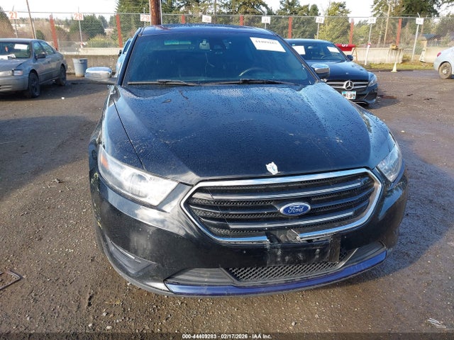 Ford Taurus Limited 2016 1FAHP2F97GG104881 Image 6