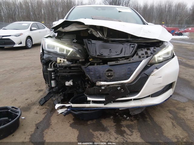 2021 NISSAN LEAF 1N4BZ1DV3MC552645 Photo 5