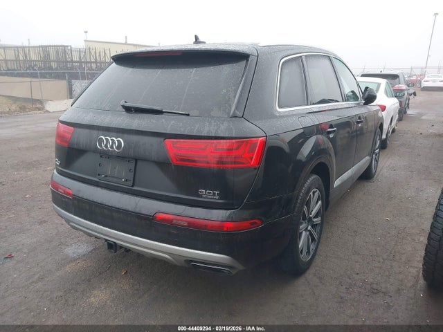 Продажа на аукционе авто 2017 Audi Q7 3.0t Premium, vin: WA1VAAF7XHD038864, номер лота: 44409294