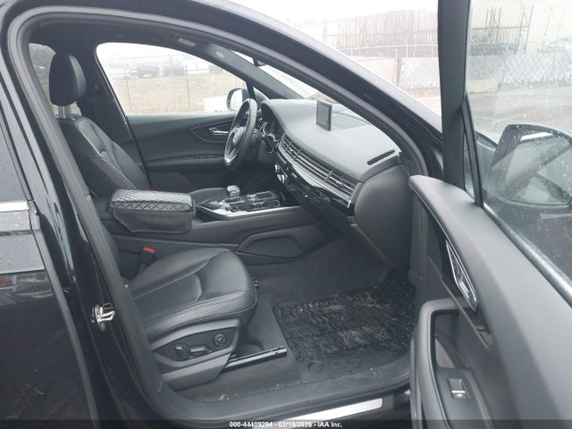 Продажа на аукционе авто 2017 Audi Q7 3.0t Premium, vin: WA1VAAF7XHD038864, номер лота: 44409294
