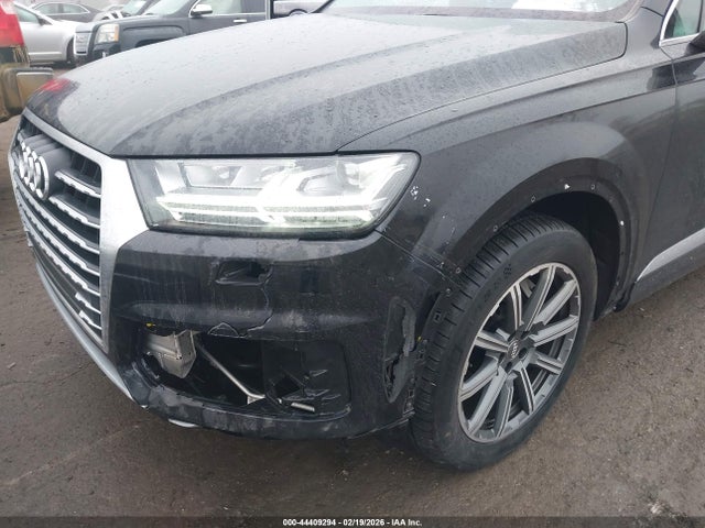 Продажа на аукционе авто 2017 Audi Q7 3.0t Premium, vin: WA1VAAF7XHD038864, номер лота: 44409294