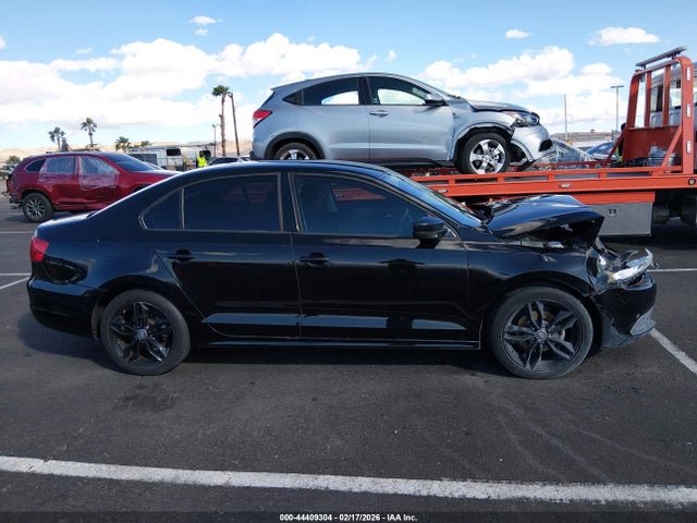 44409304 :رقم المزاد ، 3VW2K7AJ5EM384216 vin ، 2014 Volkswagen Jetta 2.0l S مزاد بيع