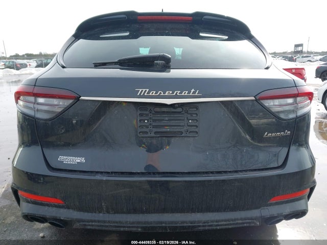 2022 Maserati Levante Modena მანქანა იყიდება აუქციონზე, vin: ZN661YUM8NX402266, აუქციონის ნომერი: 44409335
