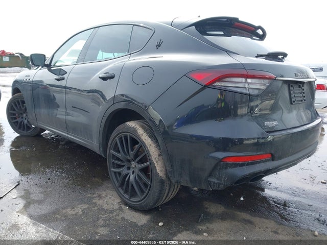 2022 Maserati Levante Modena მანქანა იყიდება აუქციონზე, vin: ZN661YUM8NX402266, აუქციონის ნომერი: 44409335