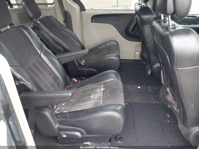 44409347 :رقم المزاد ، 2C4RC1JGXGR200884 vin ، 2016 Chrysler Town & Country Limited مزاد بيع