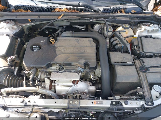 1G1ZC5ST4HF256968 Chevrolet Malibu 1fl