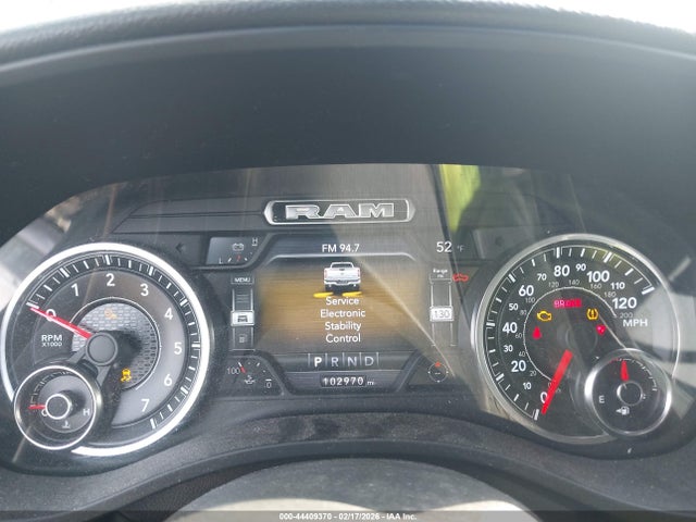 44409370 :رقم المزاد ، 1C6SRFFT8KN583840 vin ، 2019 Ram 1500 Big Horn/lone Star  4x4 5'7 Box مزاد بيع