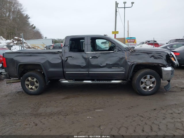 44409372 :رقم المزاد ، 1GT22ZE87FZ534848 vin ، 2015 Gmc Sierra 2500hd Slt مزاد بيع